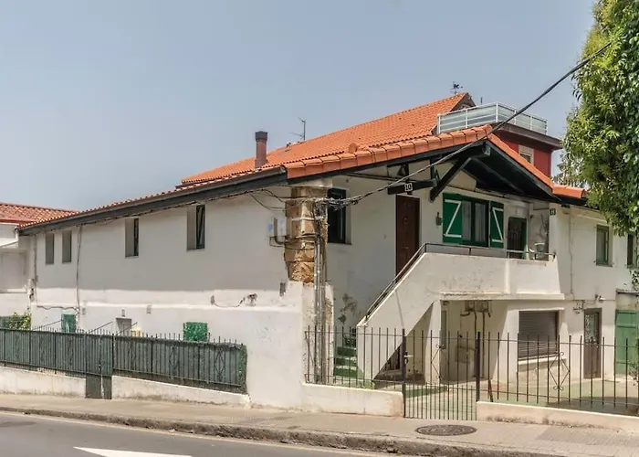 Playa Arrigunaga Con Parking Apartamento Getxo